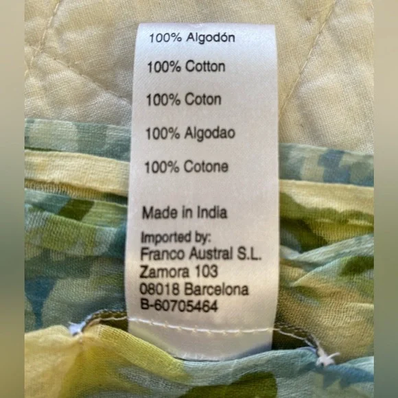 Blue Flowered Sarong/Pareo - Picture 7 of 7